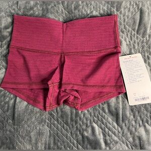 Lululemon boogie short, NWT, size 4